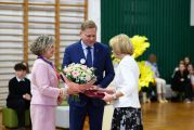 Fotorelacja z uroczystości Jubileuszu 40-lecia Szkoły Podstawowej nr 8 im. 1WDP w Legionowie, 